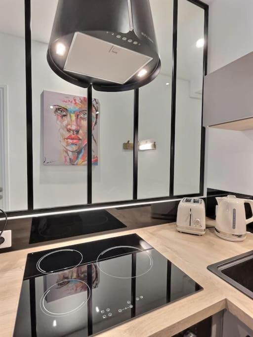 Au Jasmin De Miss K Apartment Бур-ен-Брес Екстериор снимка